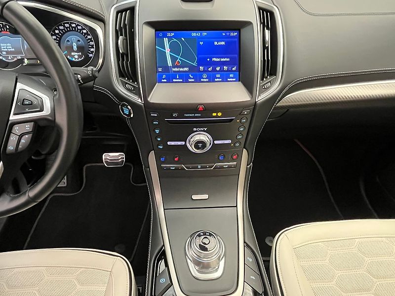 Ford S-MAX 2.5 Duratec HEV VIGNALE - fotka 17 z 61