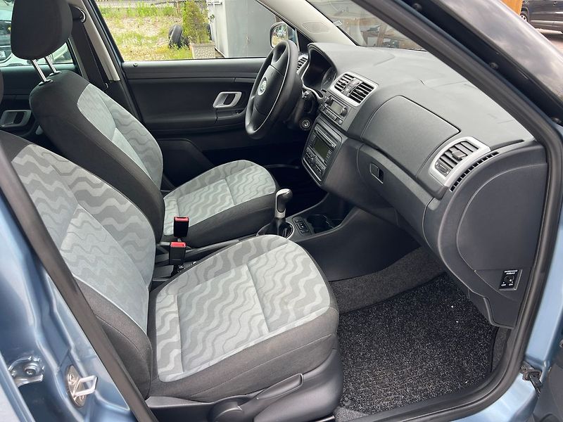 Škoda Fabia 1.6 16V - fotka 4 z 16