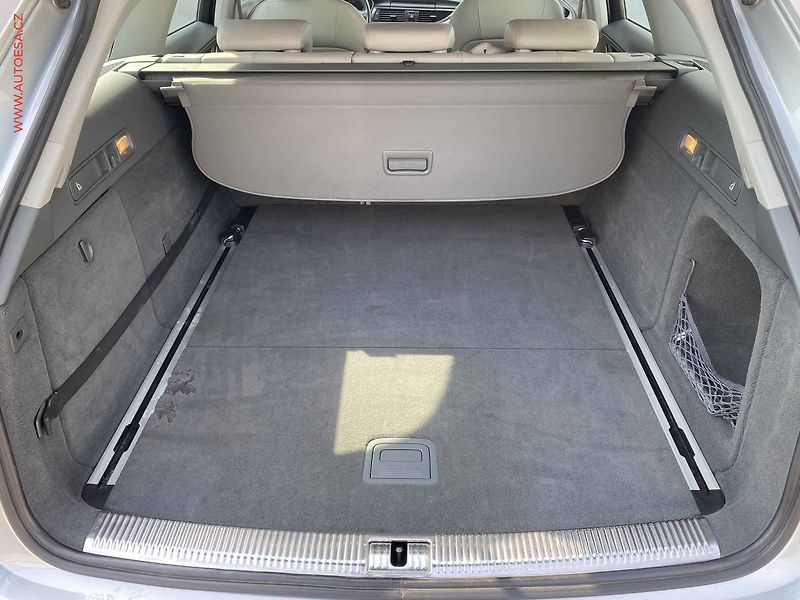 Audi A6 (2012) 3.0TDi Quattro, AT, bixen - fotka 7 z 18