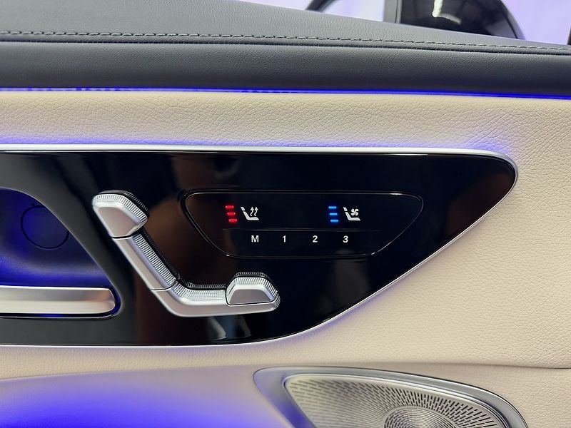 Mercedes-Benz CLE 4MATIC AMG, BURMESTER, PANORAM - fotka 27 z 33
