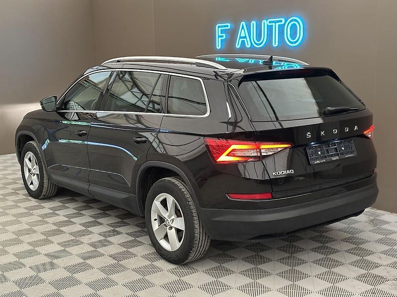 Škoda Kodiaq (2021) 2.0 CR TDi Clever DSG 110 kW - fotka 4 z 30