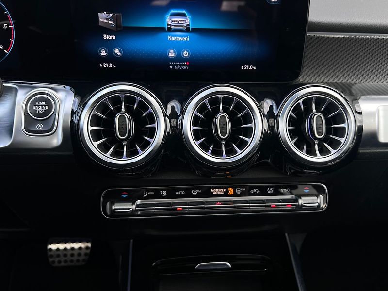 Mercedes-Benz GLB 220d-4MATIC-AMG-140KW - fotka 27 z 43