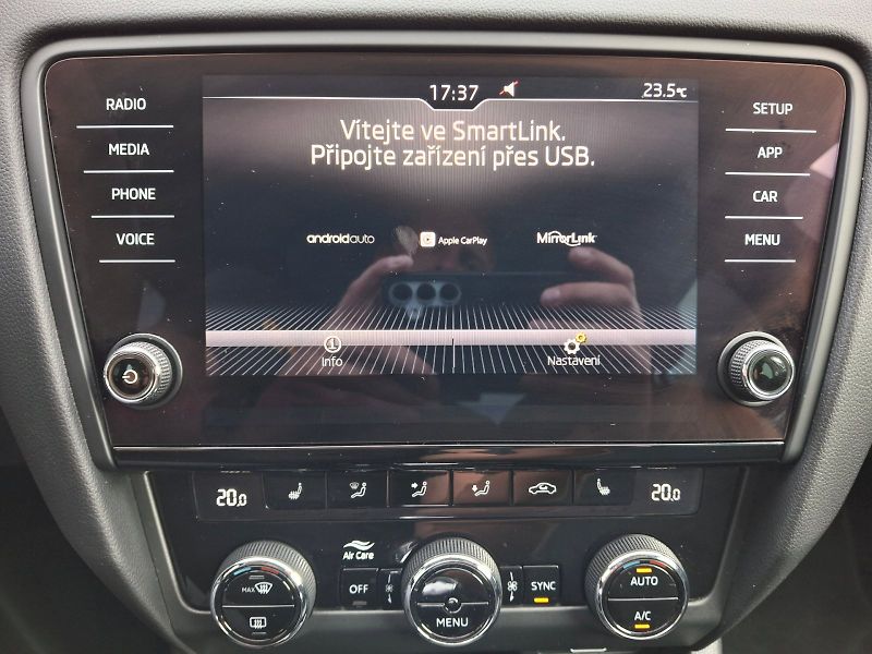 Škoda Octavia (2019) Style DSG 2,0TDi 110kW - fotka 17 z 31
