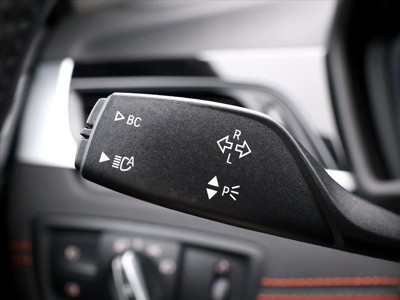 BMW X1 2,0 20d 140kW xD Aut. CZ DPH - fotka 19 z 34