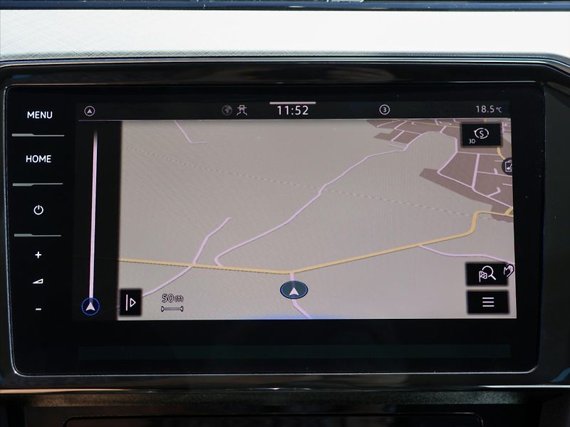 Volkswagen Passat 2,0 TDI DSG Matrix Virtual DPH - fotka 26 z 37