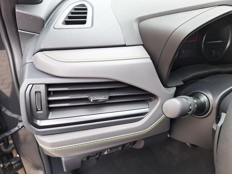 Subaru Forester (2026) Field MR26 -82.000 Kč - fotka 11 z 25
