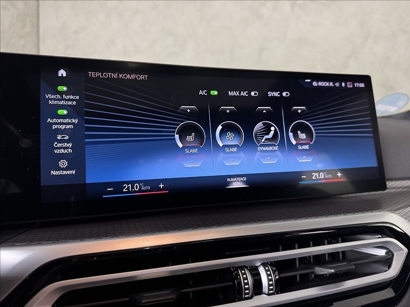 BMW Řada 3 3,0   M340i xDrive 360° LED HU - fotka 42 z 50