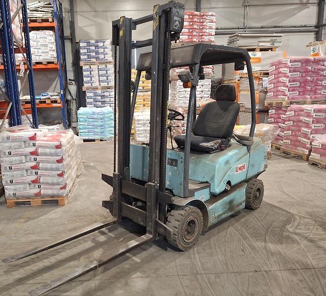 Desta (2002) D20 2000 kg - fotka 1 z 13