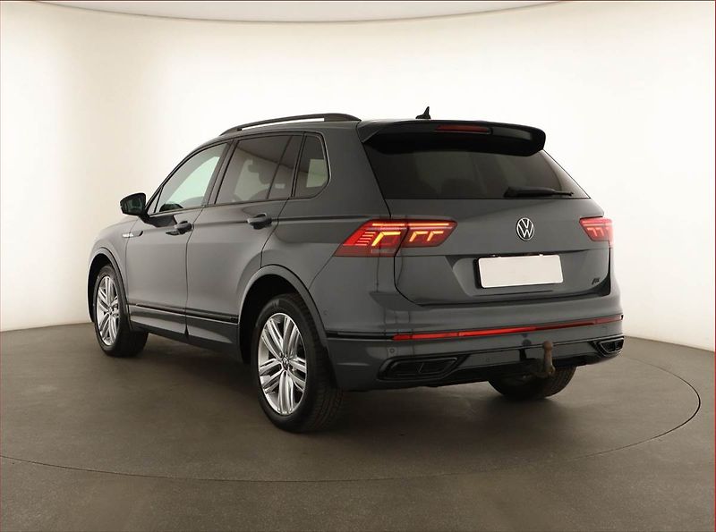 Volkswagen Tiguan (2020) R-Line 2.0 TDI - fotka 4 z 31