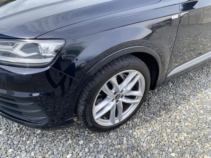 Audi Q7 3.0TDi 4x4 270PS S-LINE 7MÍST! - fotka 16 z 173