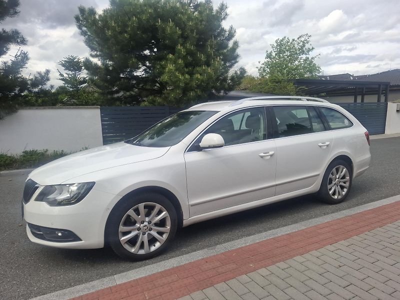 Škoda Superb (2015) II,2.0 TDI,Elegance,xenon,nav - fotka 1 z 17