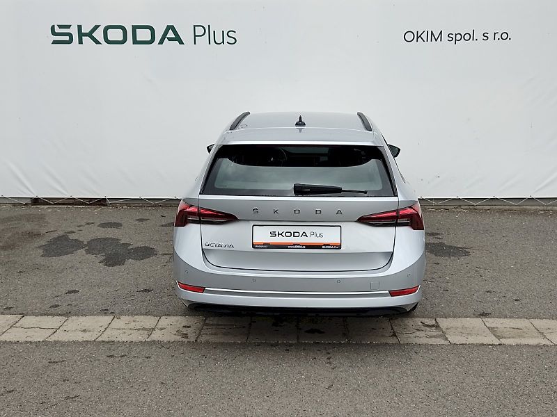 Škoda Octavia (2023) Combi Ambition Plus 2,0 Tdi 85 - fotka 29 z 30