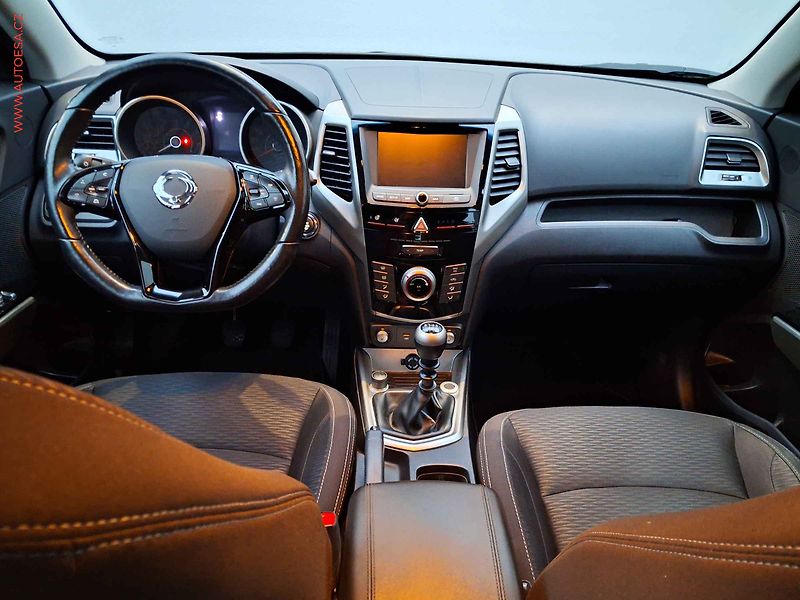 SsangYong Tivoli (2018) 1.6CVVT, Navi, kamera - fotka 8 z 18