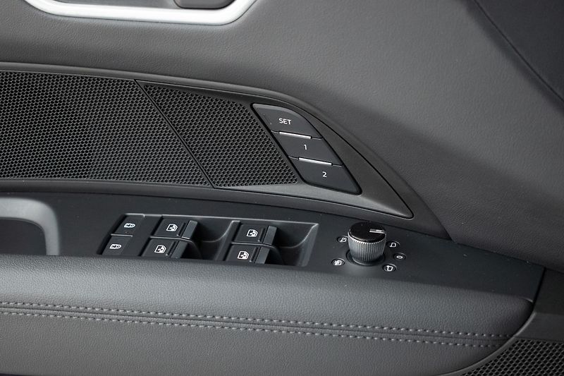 Audi e-tron 93kWh QUATTRO*B&O*AIR*ACC*DPH* - fotka 15 z 50