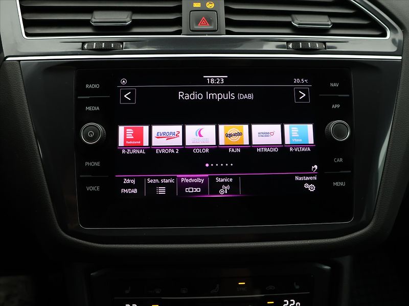 Volkswagen Tiguan Allspace 2,0 TDI DSG 4M CZ Elegance DPH - fotka 18 z 29