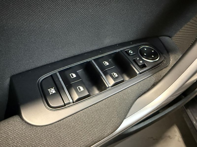 Kia Ceed 1.5 T-GDI 118kW Top SW DCT - fotka 10 z 13