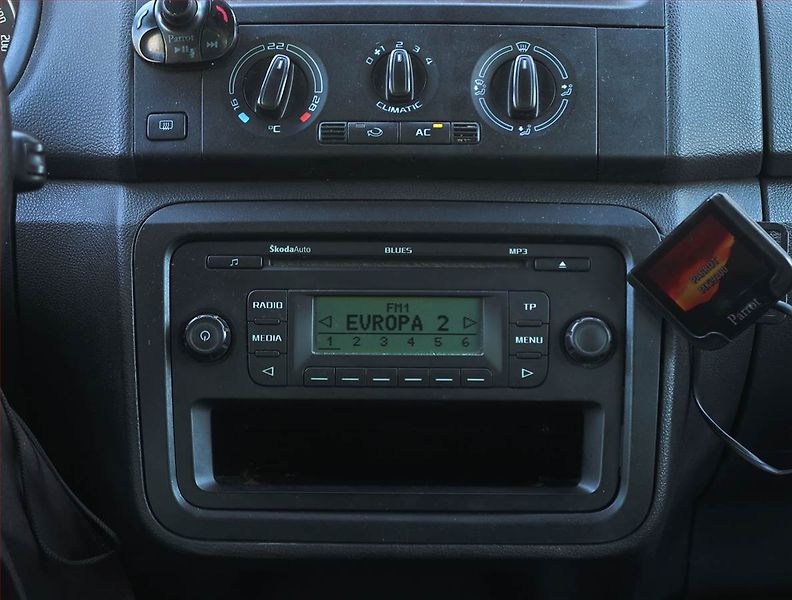 Škoda Fabia (2010) Sportline 1.6 TDI - fotka 12 z 14