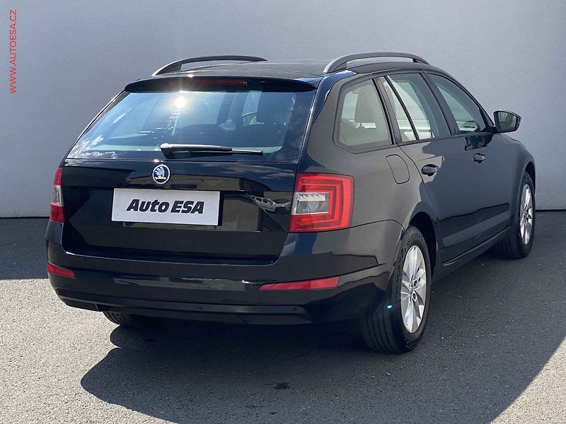 Škoda Octavia (2013) 1.4 TSi, Ambition, DSG - fotka 4 z 17