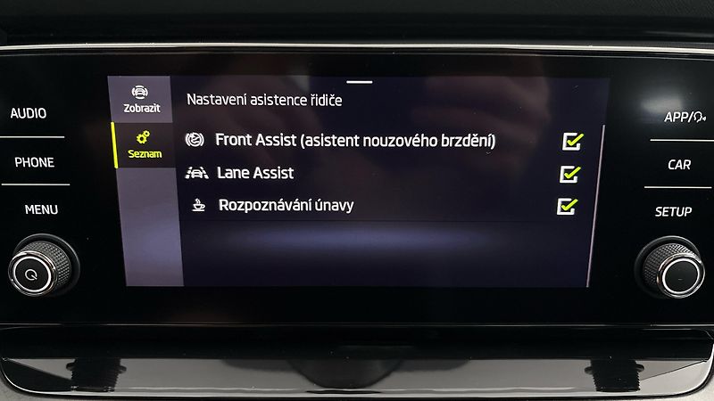 Škoda Octavia 2.0 TDI Ambition Combi - fotka 23 z 25