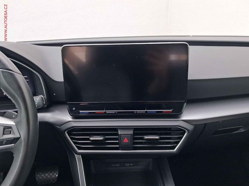 Seat Leon (2021) 2.0 TDi, Style, DSG, +kola - fotka 12 z 21