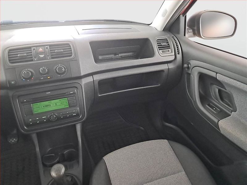 Škoda Fabia (2009) 1.2, nová STK, jezdí výborně - fotka 8 z 14