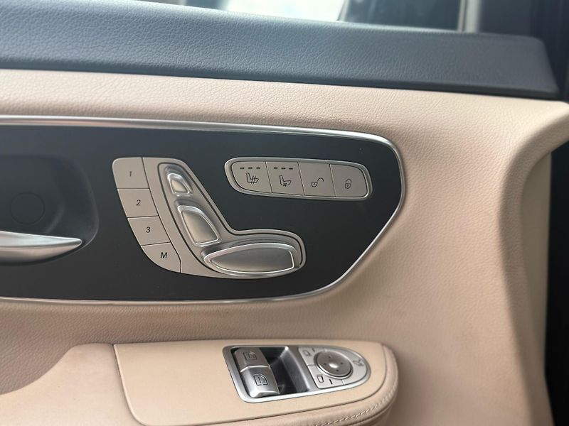 Mercedes-Benz Třídy V (2019) - fotka 17 z 20