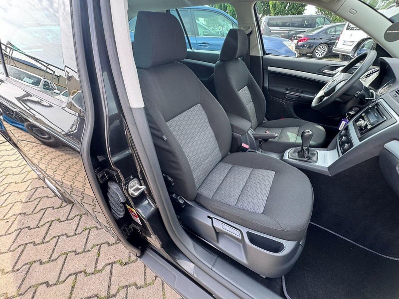 Škoda Octavia (2010) 1,4 TSI 90 KW KOLA 2. MAJ - fotka 37 z 50