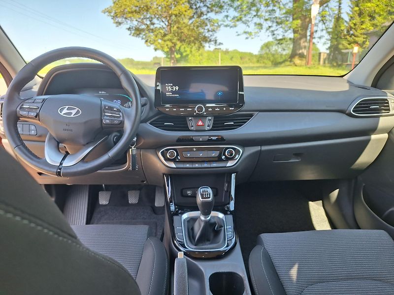 Hyundai i30 (2024) Kombi 1.0 T-GDI Comfort 2024 - fotka 14 z 19