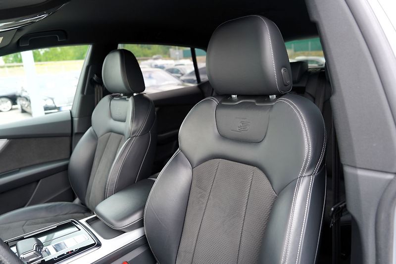 Audi Q8 55 TFSI Q/21kola/S-line/B&O - fotka 23 z 44