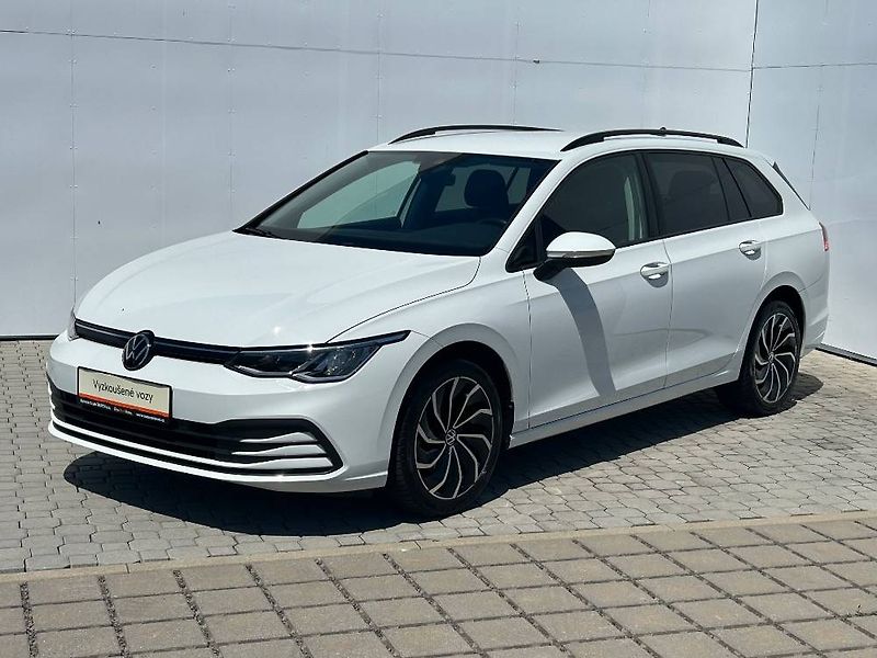 Volkswagen Golf Life 6G 1,5TSi - fotka 1 z 24