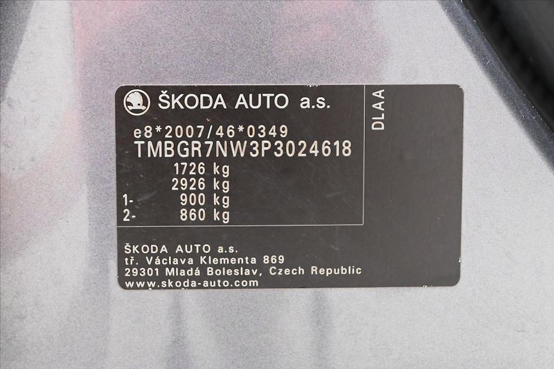 Škoda Kamiq 1,0 TSI 81 kW Sport Business Z - fotka 12 z 29