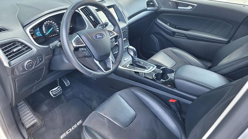 Ford Edge (2018) 2,7i SPORT AWD - fotka 23 z 28