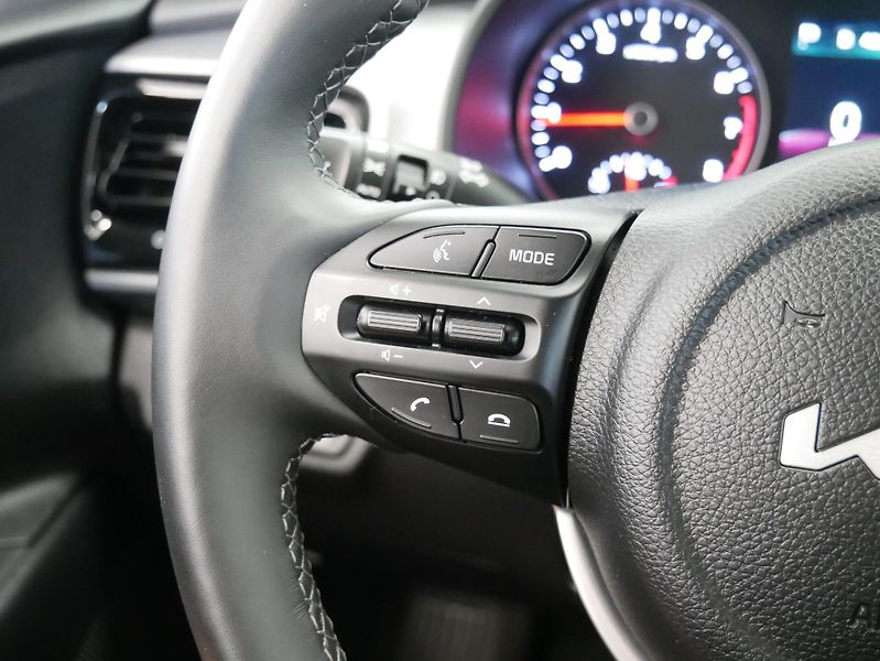 Kia Stonic - fotka 16 z 27