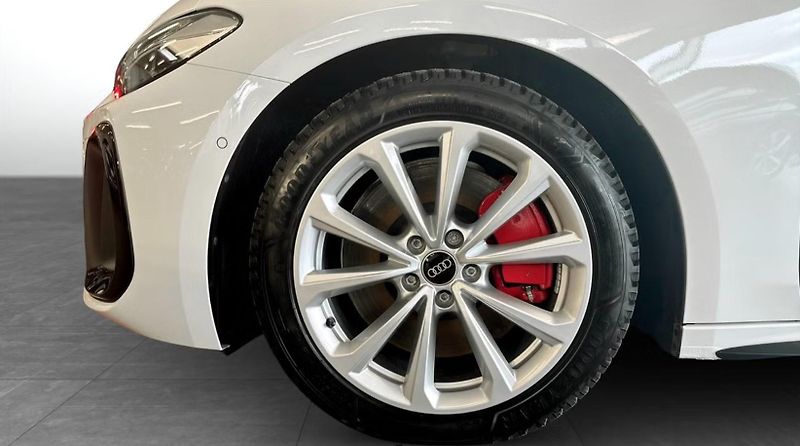Audi A5 Avant 2.0 e-hybrid Q S-Line - fotka 6 z 14