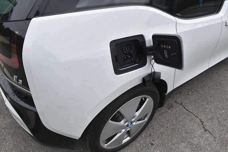 Otestovali jsme jeden z prvních elektromobilů na trhu.