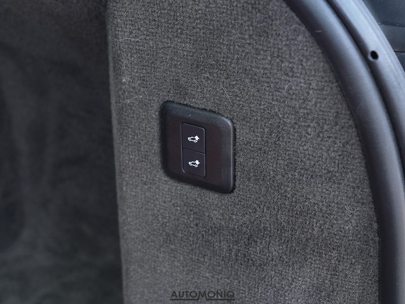 Land Rover Range Rover Sport (2022) 3.0 HEV Pano, HUD, Ambient - fotka 15 z 24