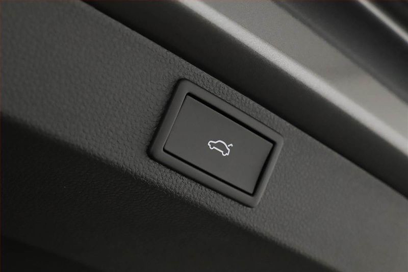 Škoda Karoq (2024) 2.0 TDI, Drive - fotka 19 z 19