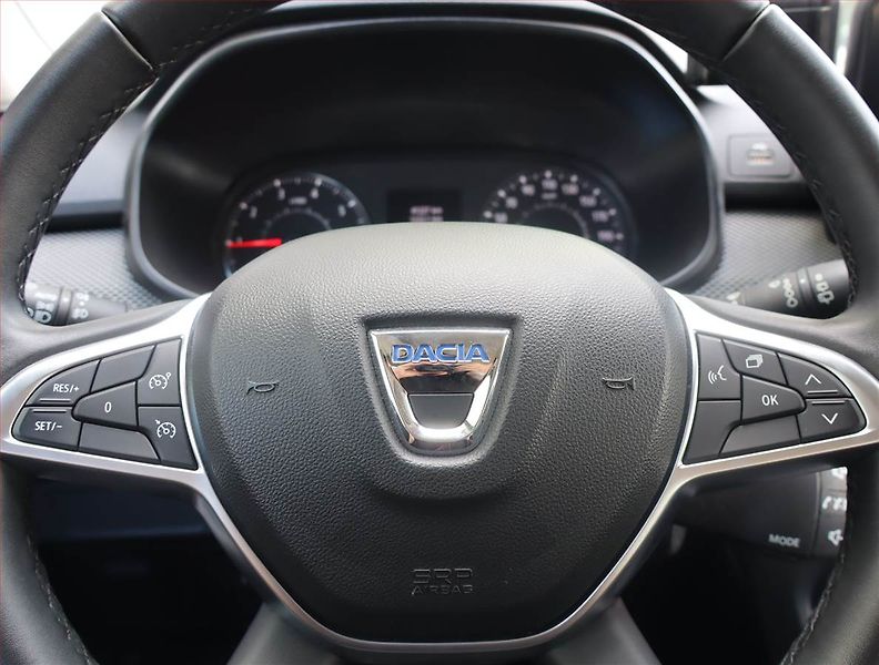 Dacia Sandero (2021) 1.0 TCe, Automat, Serv.kniha - fotka 17 z 18
