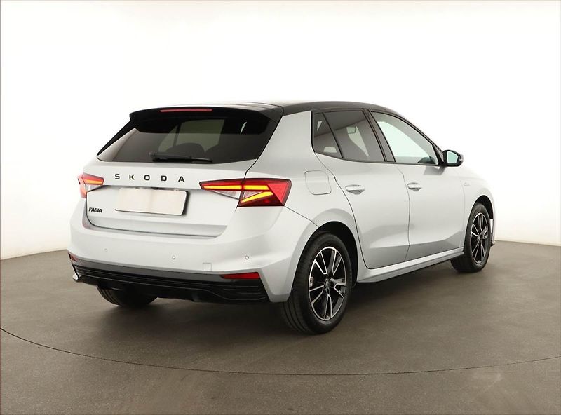 Škoda Fabia (2025) 1.0 TSI, Monte Carlo, FullLed - fotka 5 z 15