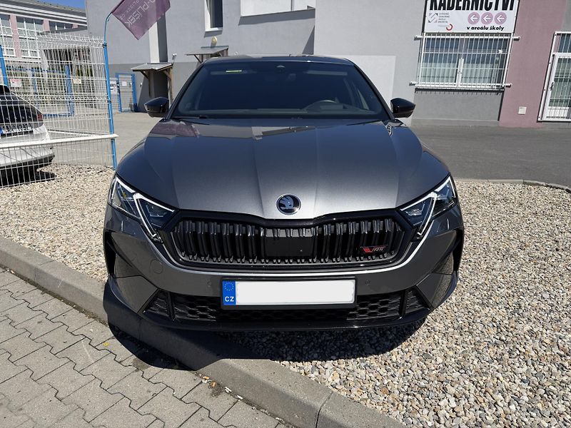 Škoda Octavia IV RS 2,0 TSi/195kW-REZERVACE - fotka 2 z 98