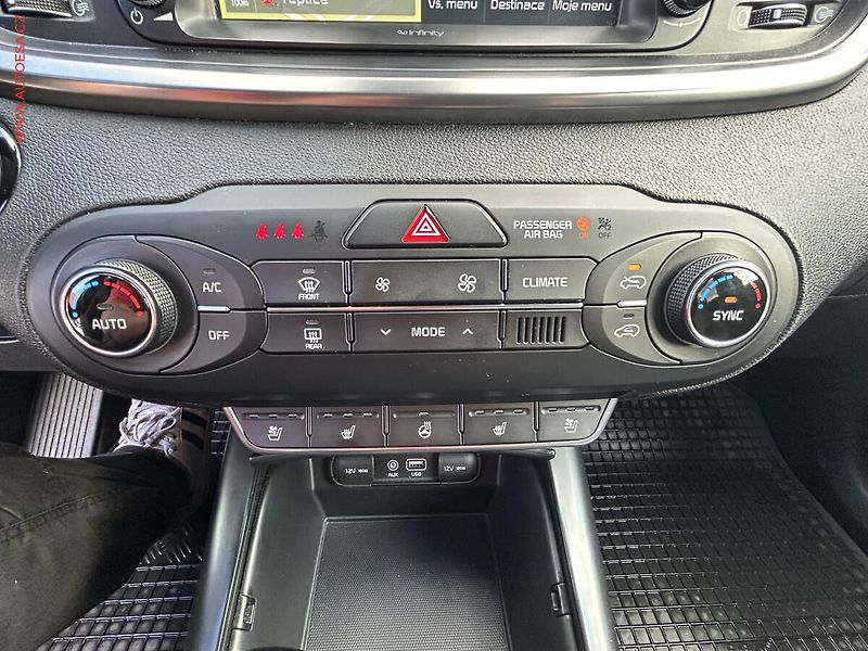 Kia Sorento (2019) 2.2 CRDI 4x4, AT, kůže - fotka 15 z 20