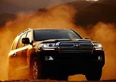 Různé verze Toyoty Land Cruiser