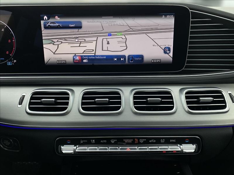 Mercedes-Benz GLE 300 d 4M AMG - fotka 14 z 29