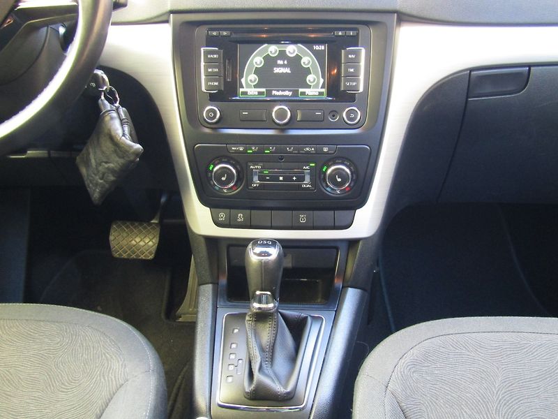 Škoda Yeti (2014) 1.6 TDI 77kW DSG - fotka 17 z 38