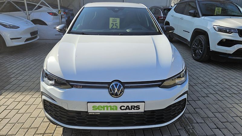 Volkswagen Golf (2024) GTI 2.0TSI 180kW DSG - fotka 3 z 34