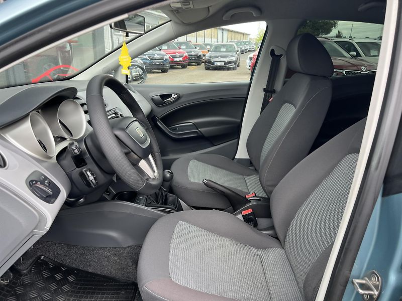 Seat Ibiza 1.4i 16v 63kw KLIMA PŮVOD ČR - fotka 9 z 37