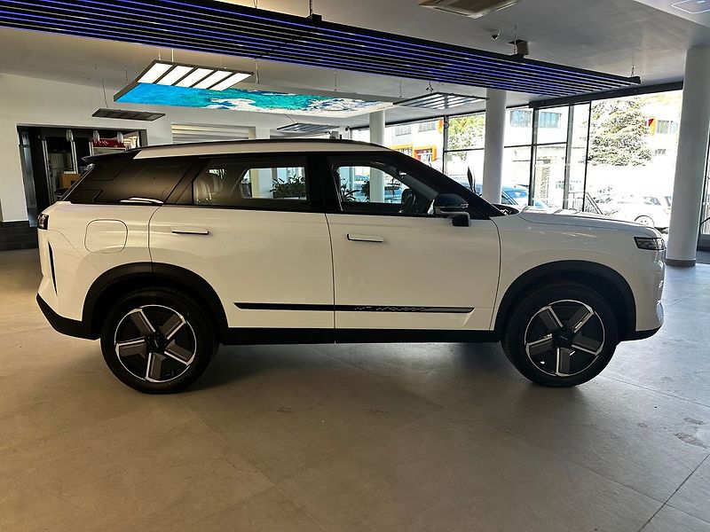 Jaecoo 7 1.5 PHEV 1DHT FWD EXCLUSIVE - fotka 4 z 17