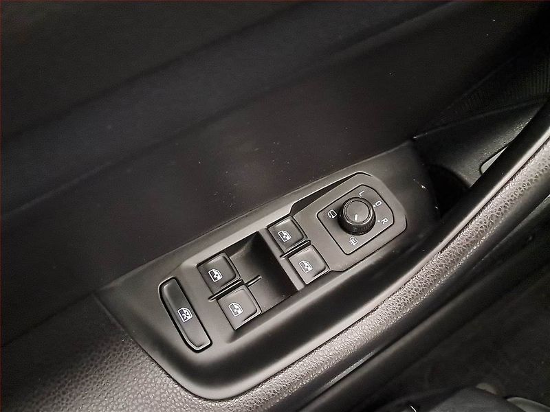 Volkswagen Arteon (2018) R-line 2.0 TDI, Automat - fotka 18 z 22