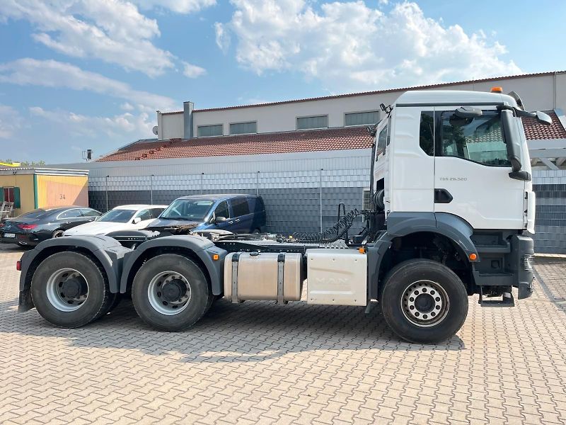 MAN TGS (2024) 26.520 6x4 hydraulika EURO 6 - fotka 2 z 18