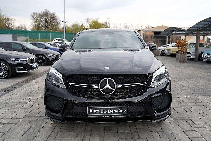 Mercedes-Benz GLE 350d 4Matic AMG/260PS - fotka 1 z 45